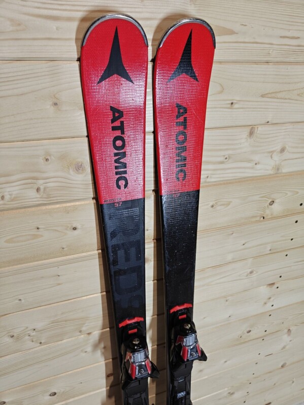 LYŽE ATOMIC REDSTER S7 149CM